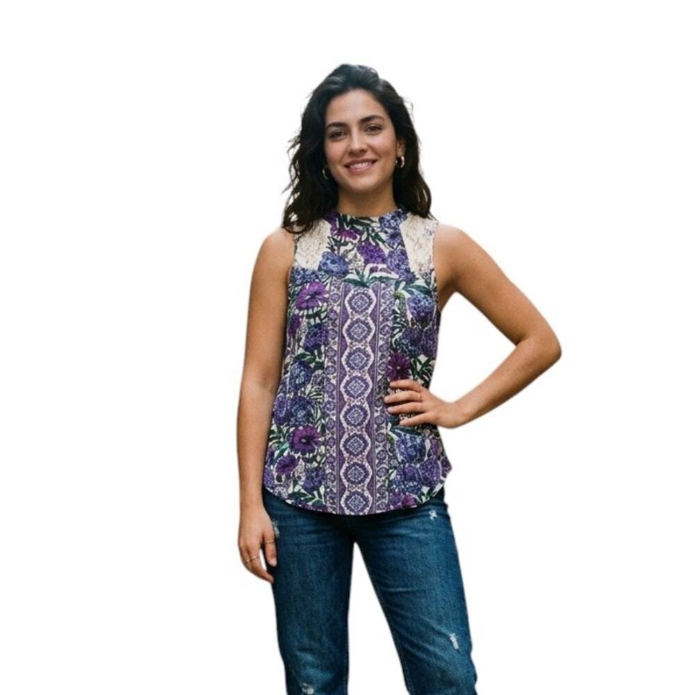 Vera Bradley Lavender Meadow Aster Lace Sleeveless Top, S